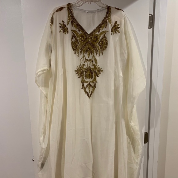 Beautiful Kaftan - Picture 1 of 5